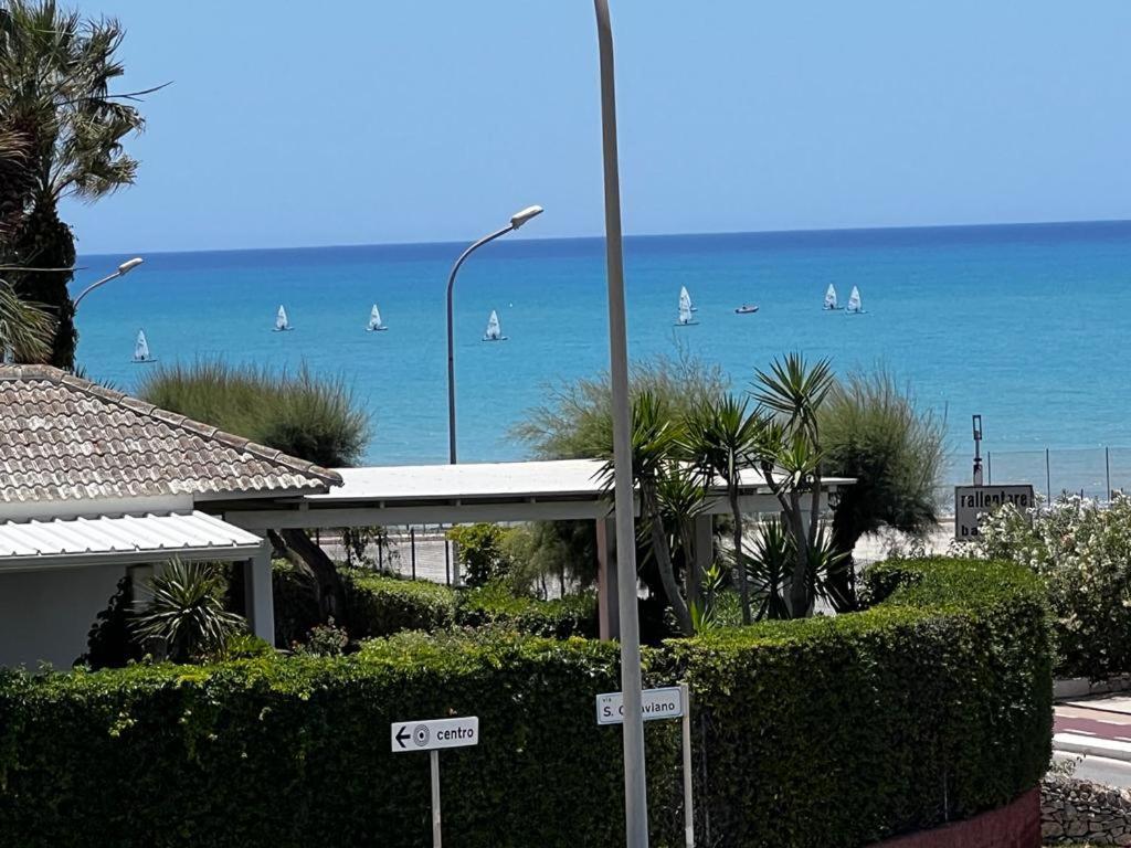Residence Romeo Marina di Ragusa Exterior foto